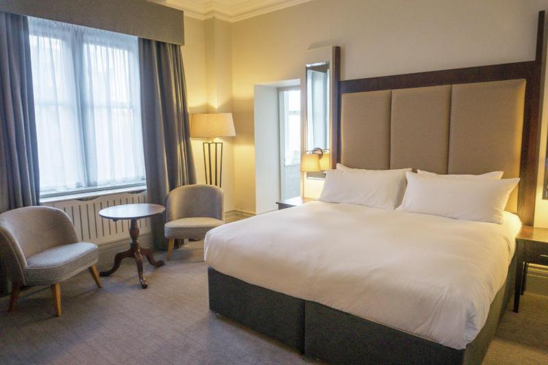Double Room image 4