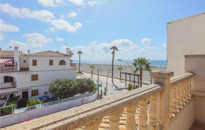 Awesome Home In Santa Pola With Wifi - image 1