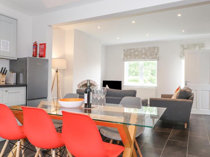 1 Millbank - image 21