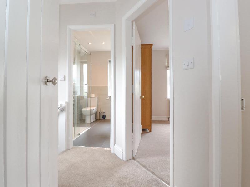 1 Millbank - image 22