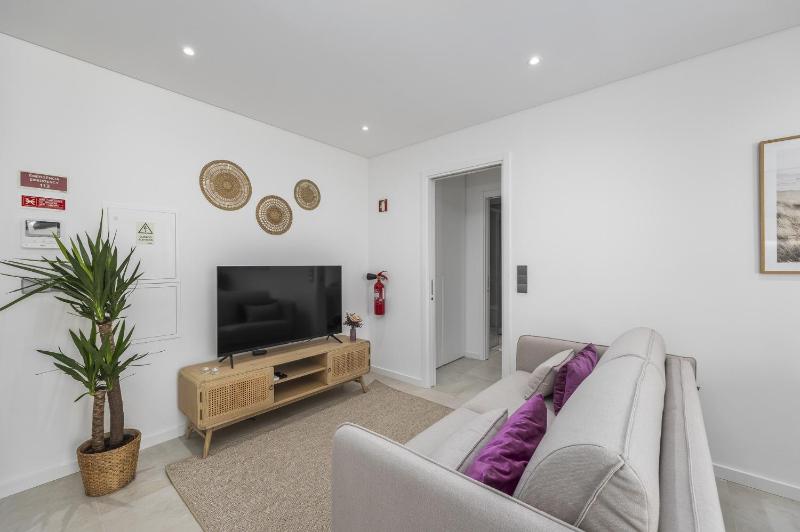 Terracos de Quarteira II Purple by Real Properties - image 15