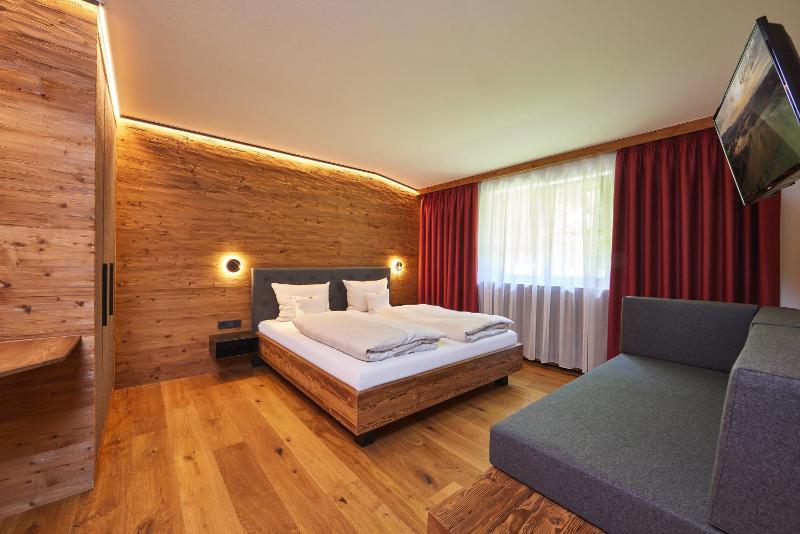 Deluxe Apartment image 1