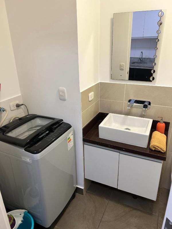 Apartamento moderno con vistas WiFi gratis y cocina equipada - image 16