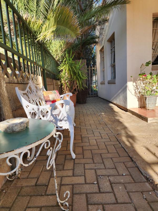 La Provence Accommodation - image 4