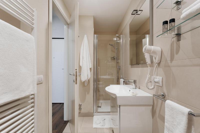 Studio Apartment (3 Adults) image 2