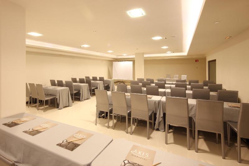 Silken Axis Vigo - image 48