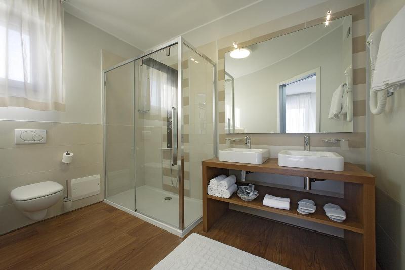 Park Hotel Ermitage Resort & Spa - image 2