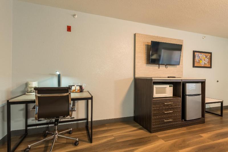 King Room - Non Smoking image 2