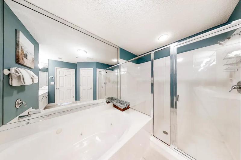 Palacio Unit 1806 - image 24
