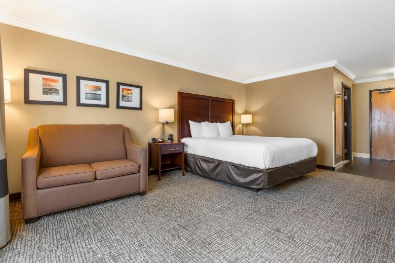 King Room image 3