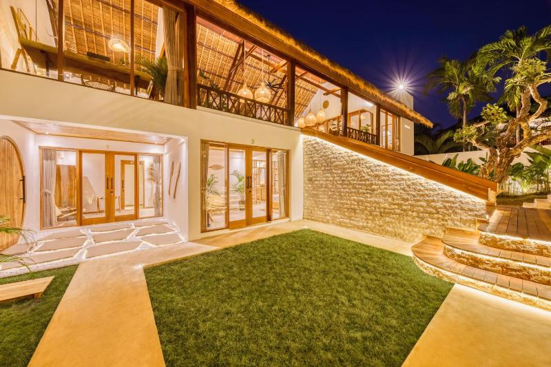 Villa Atlanta - New Luxury 7BDR Prime Location - image 23