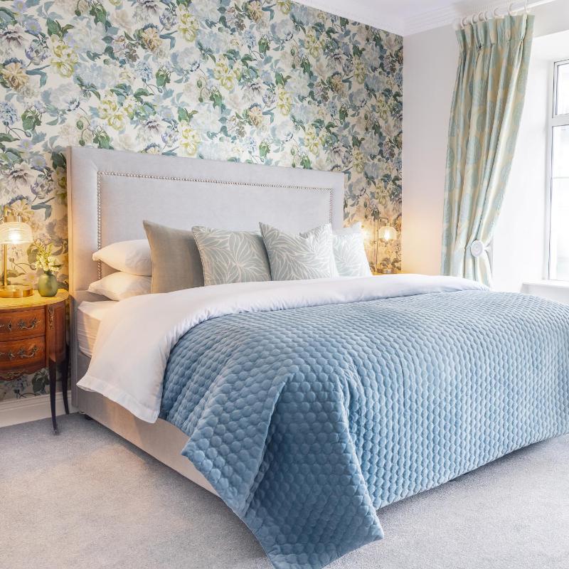 King Room image 1