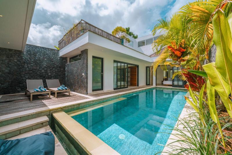 Villa Yasmee : Cozy and Modern 2 BR w/ Pool in Seminyak ! - image 1