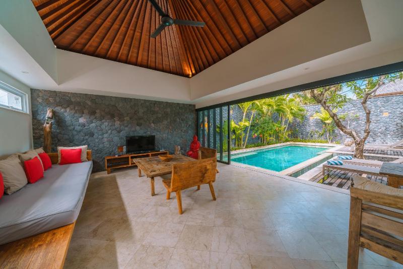 Villa Anahata: Modern 2BR Villa w/ Pool in Seminyak ! - image 5