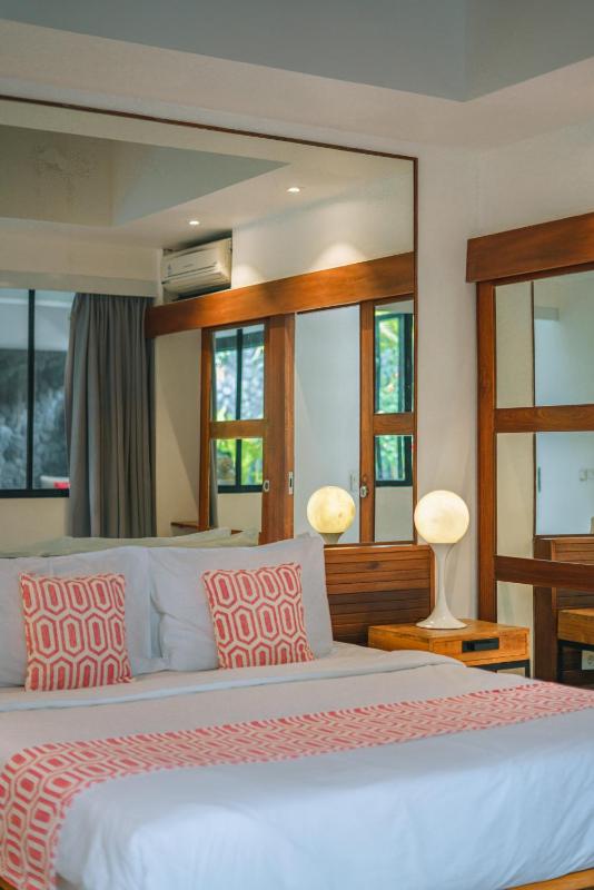 Villa Anahata: Modern 2BR Villa w/ Pool in Seminyak ! - image 48