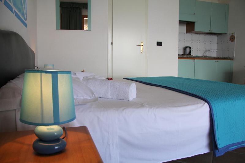 Studio with Sea View (4 Adults) image 4