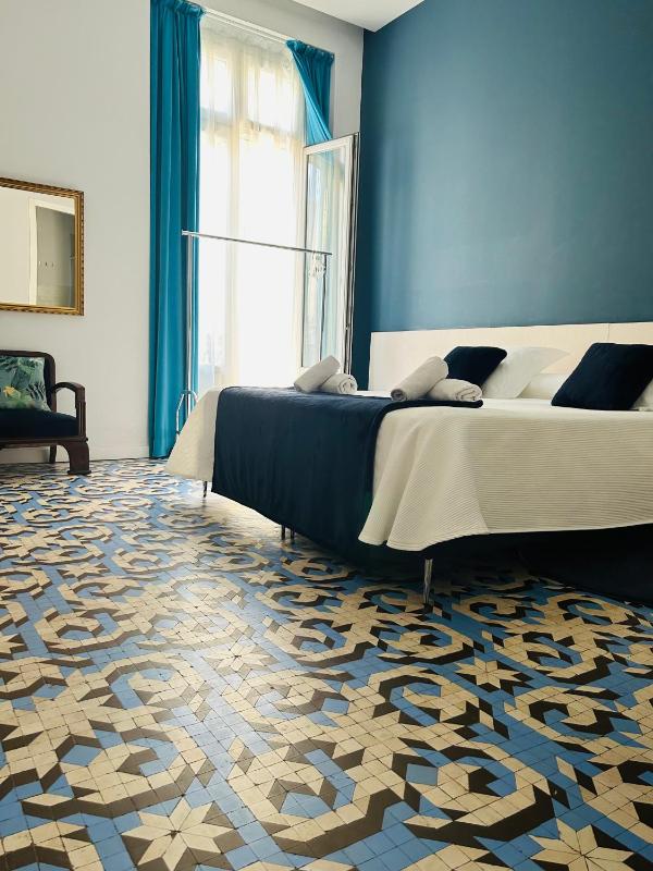 Superior Double Room image 1