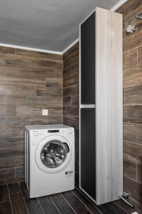 Radiant 2BR Apartment in Neo Psichiko by UPSTREET - image 6
