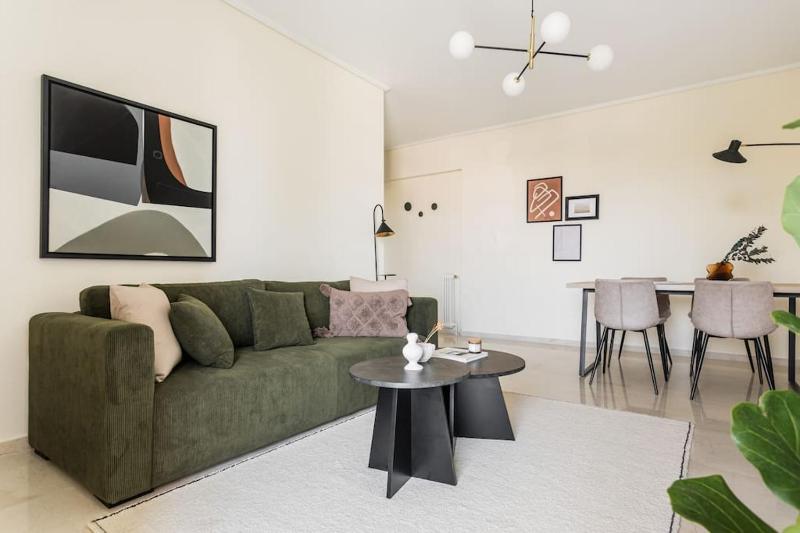 Radiant 2BR Apartment in Neo Psichiko by UPSTREET - image 2