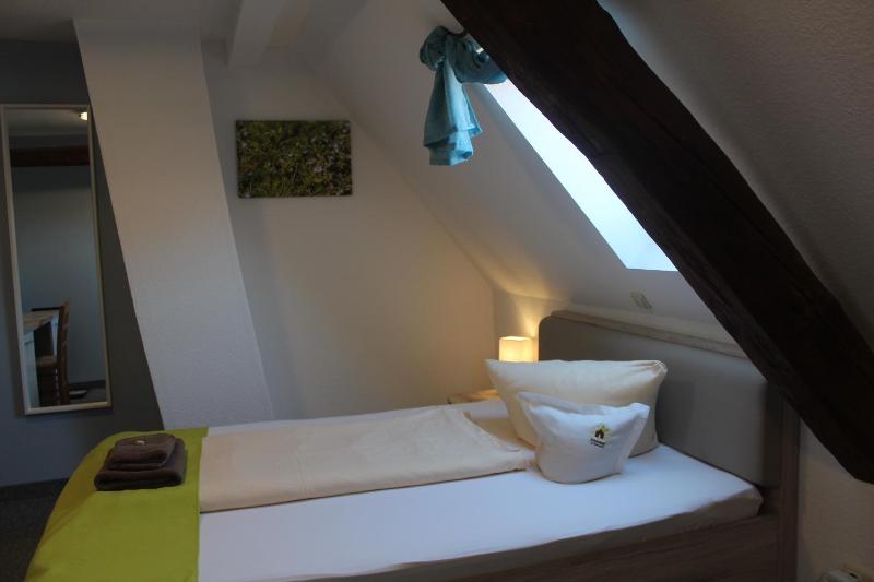 Economy Double or Twin Room image 4