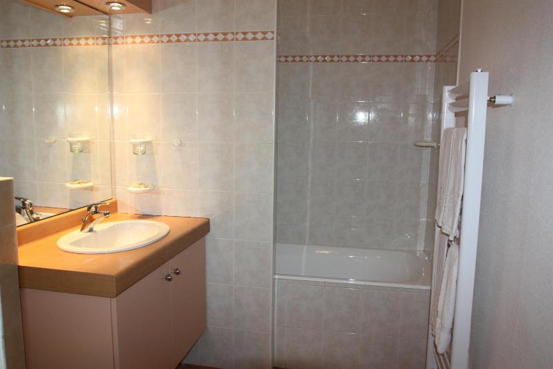 Double Room with Shower image 1