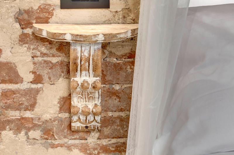 Vigna Vecchia Studio by Mamo Florence - image 4