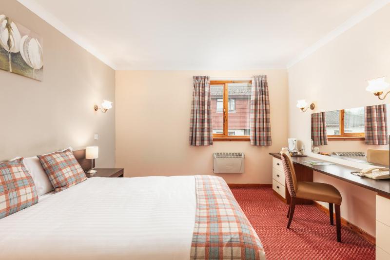 Double Room image 3