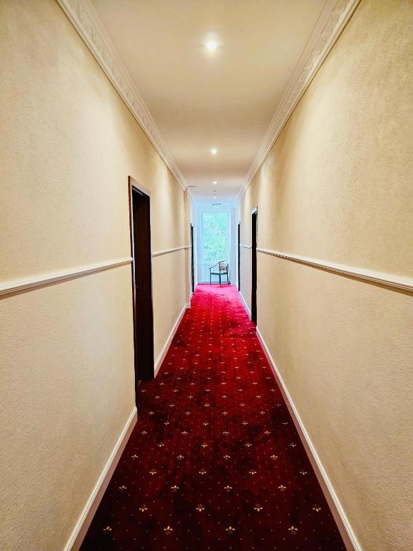 Double Room image 4
