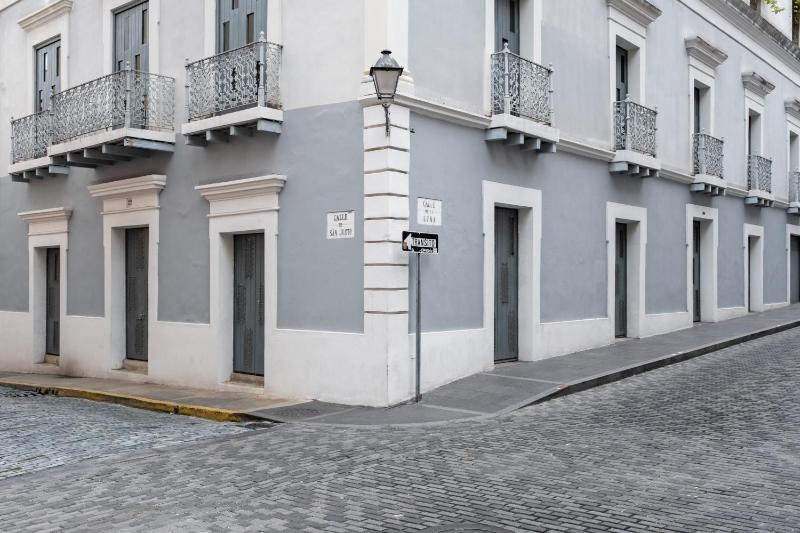 Three-Bedroom House image 4