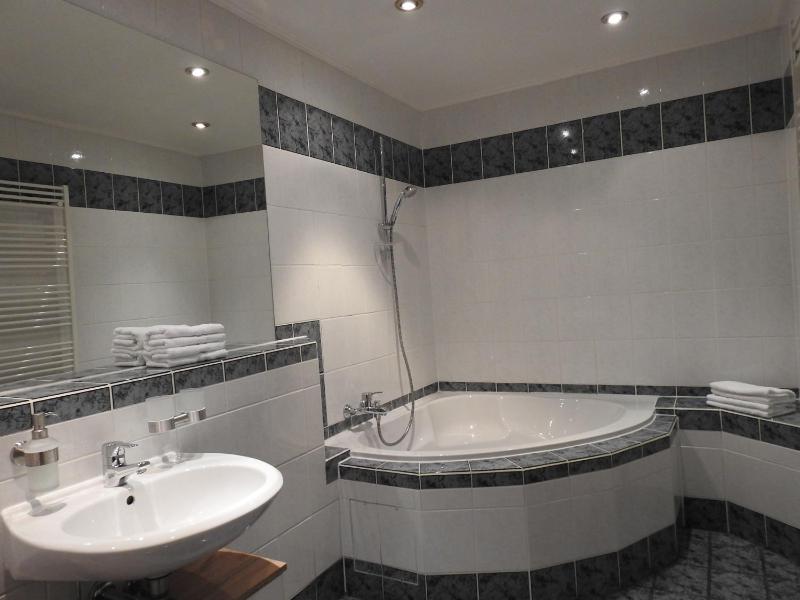 Double Room image 1