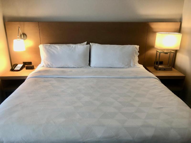 Superior King Room image 1