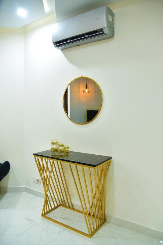 Chic Noir 1 Bedroom Apartment Gulberg - image 9