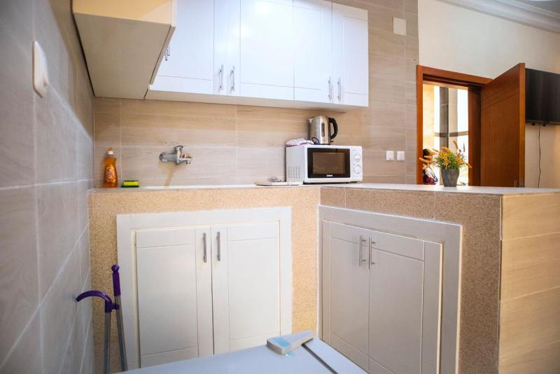 residence queen house - image 5