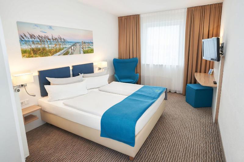 Family Special (2 Adults + 2 Children) (2 x Double Room) (without Connection door) image 3