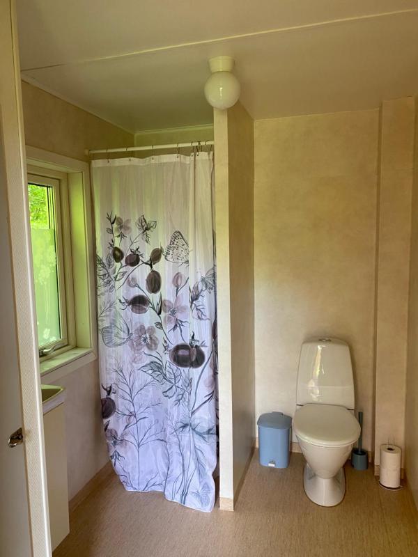 Large Double Room image 3