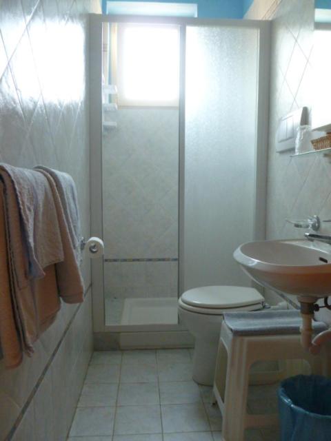 Standard Double Room image 2