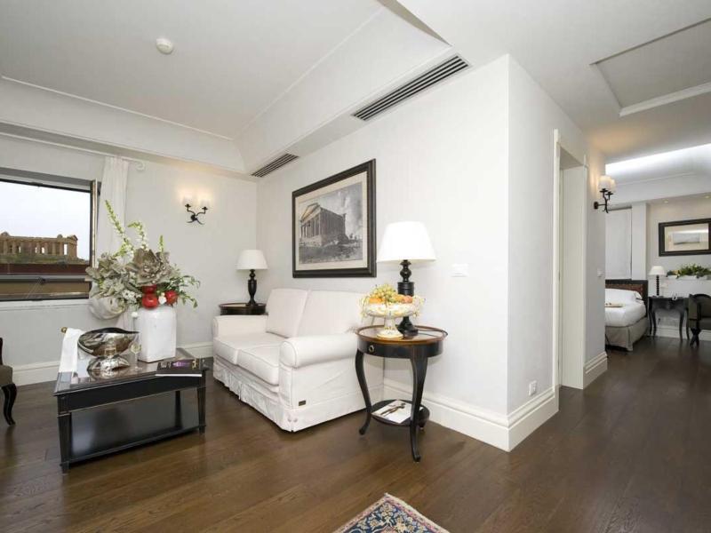 Presidential Suite image 1