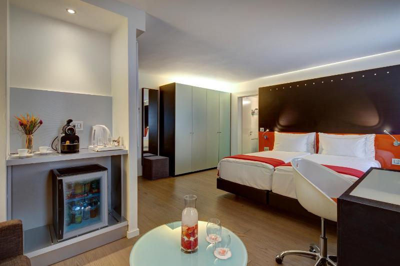 Triple Room image 4