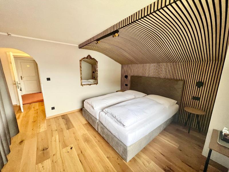 Double Room image 4