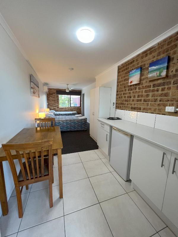 Golden Beach Motor Inn Caloundra - image 42