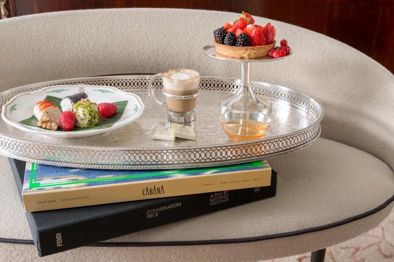 Superior Suite image 2