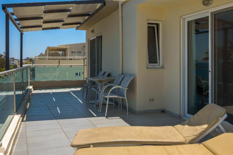 Bristol Sea View Apartments - image 27