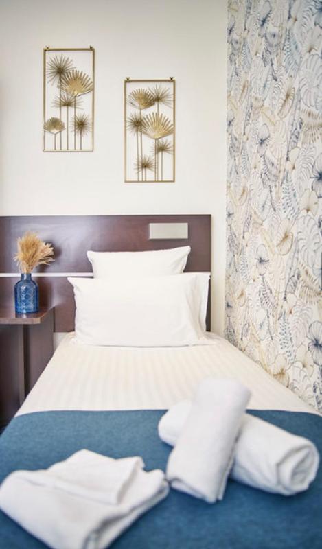 Single Room image 1