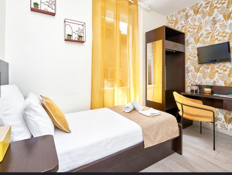 Single Room image 4