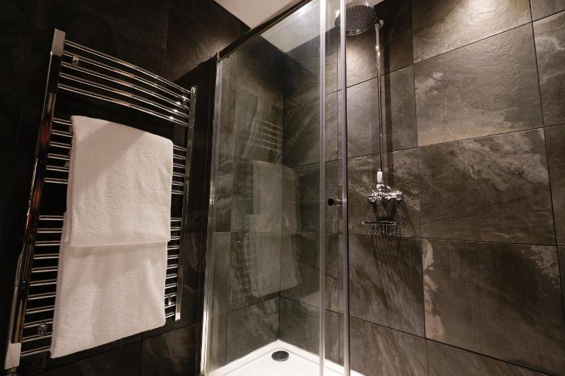 Suite image 3