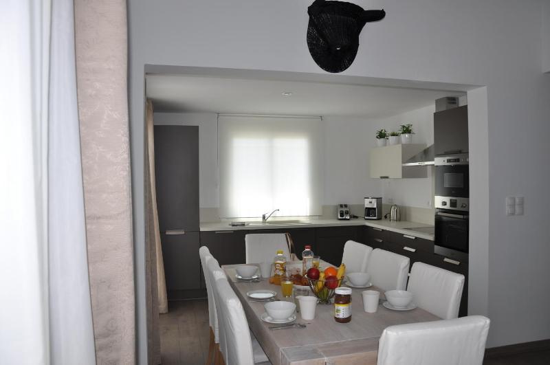 Holiday in Arles -Villa Jacuzzi - image 14