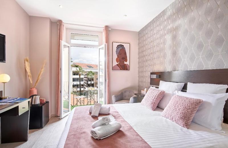 Double or Twin Room image 1