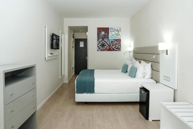 Standard Double Room image 1