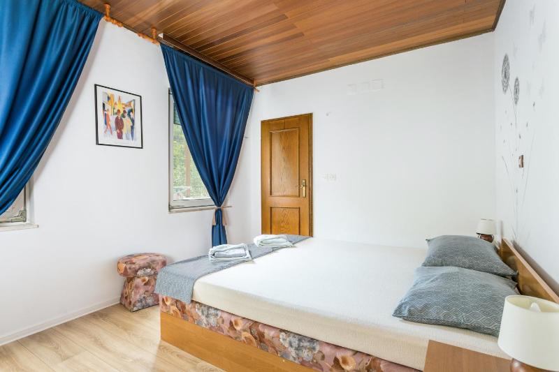 Family-friendly apartments with swimming pool Sumpetar Omis - 21633 - image 19