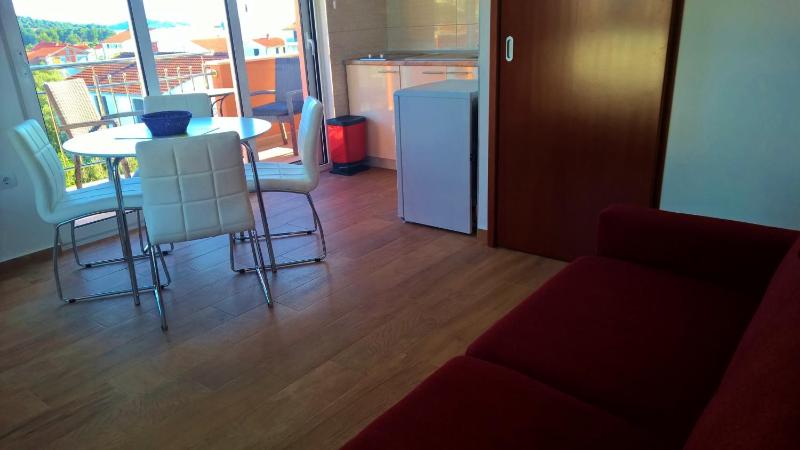 Apartment with Garden View image 4